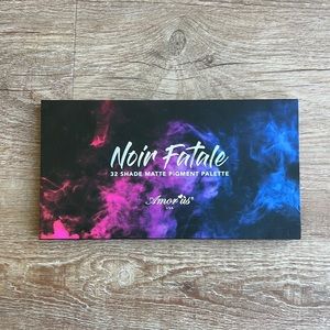 Noir Fatale, 32 shade, Matte Pigment Palette by Amor Us USA